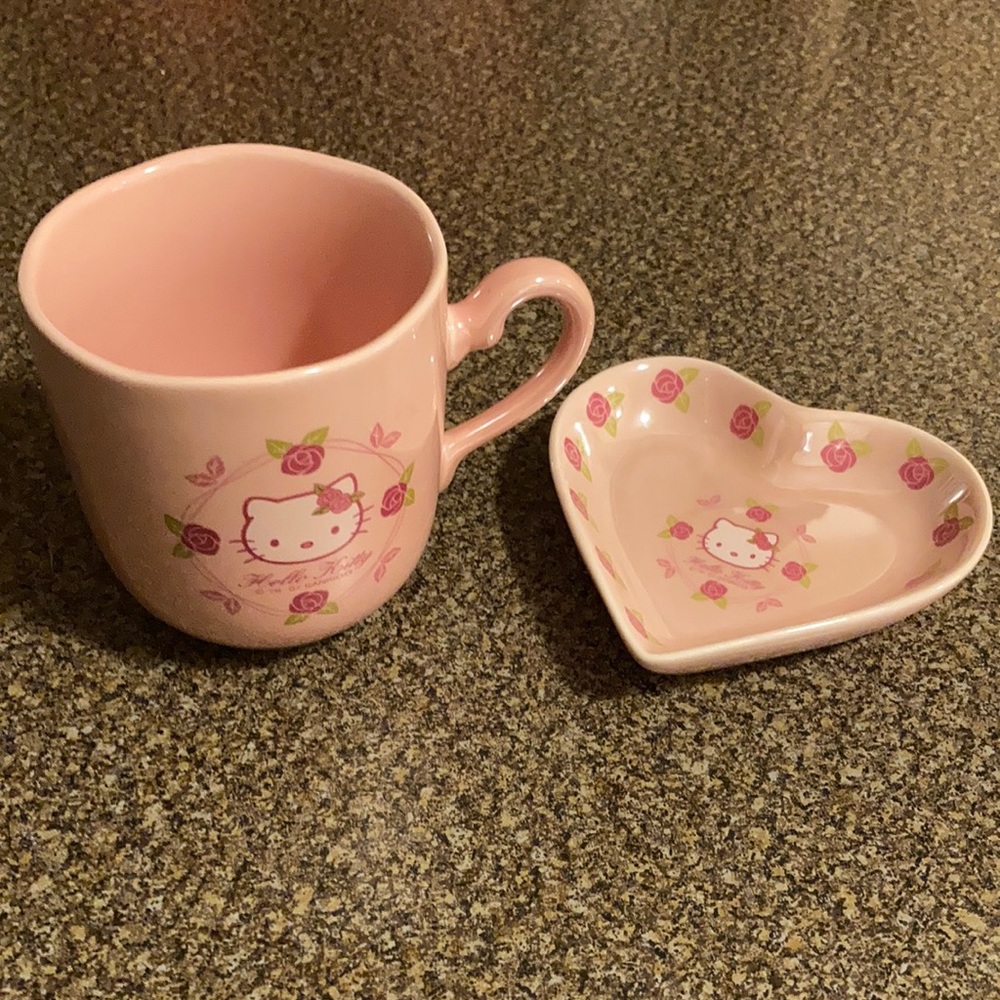 Hello Kitty rare tea set